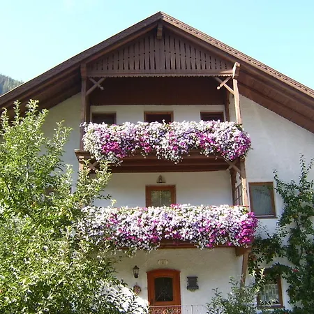 Haus Ruetzbach Daire *